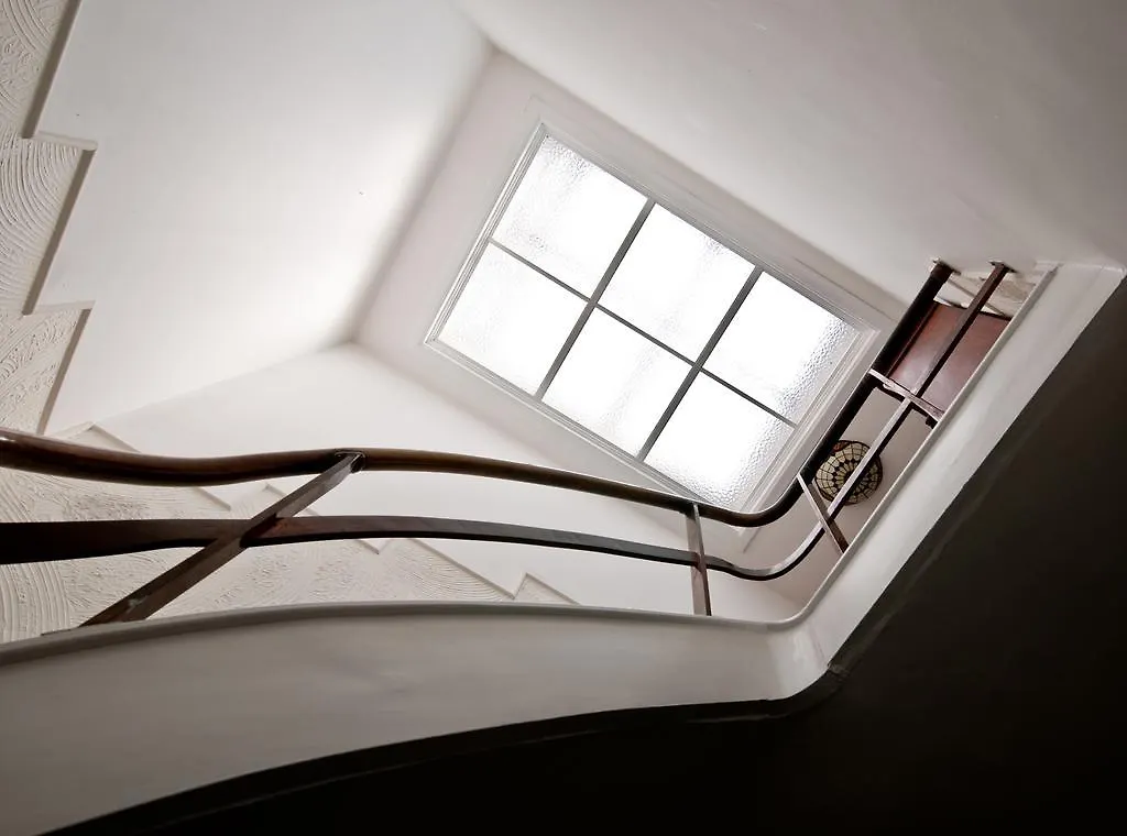 Oda ve Kahvaltı B&B The Baron Anvers