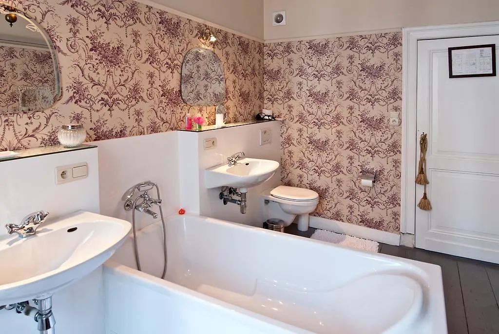 Bed & Breakfast B&B The Baron Antwerp