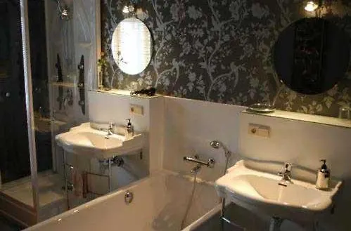 Bed & Breakfast B&B The Baron Antwerp